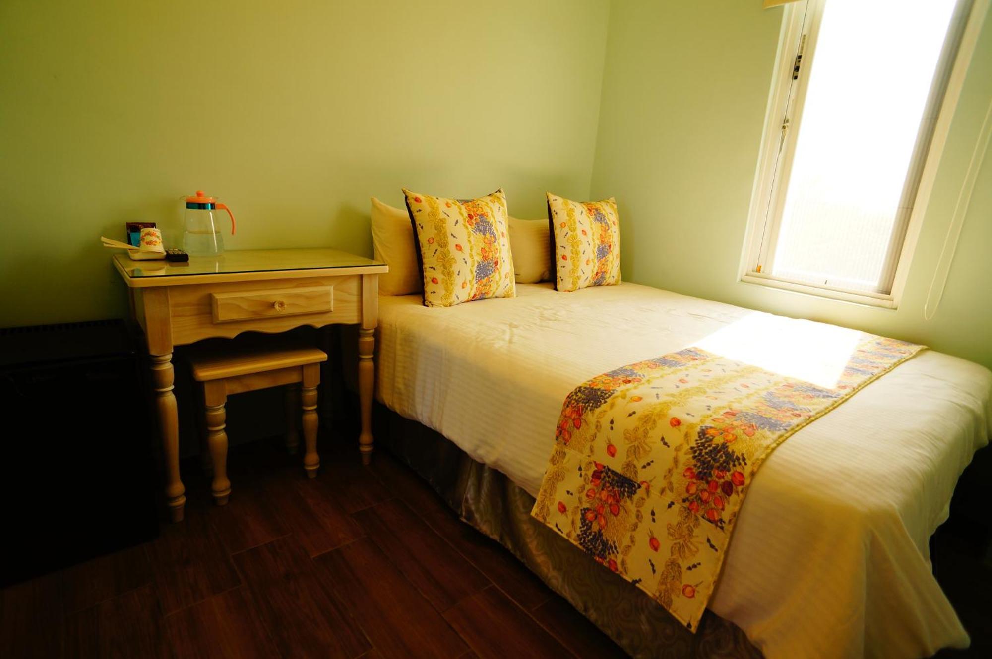 Bed and Breakfast Kenting Avignon Heng-ch'un Esterno foto