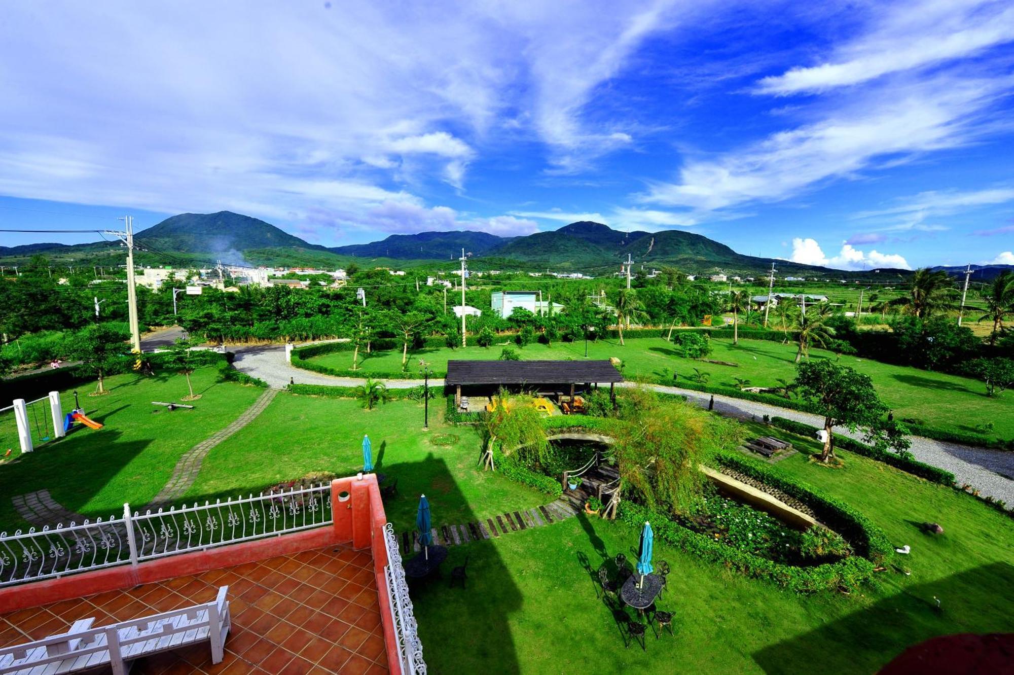 Bed and Breakfast Kenting Avignon Heng-ch'un Esterno foto