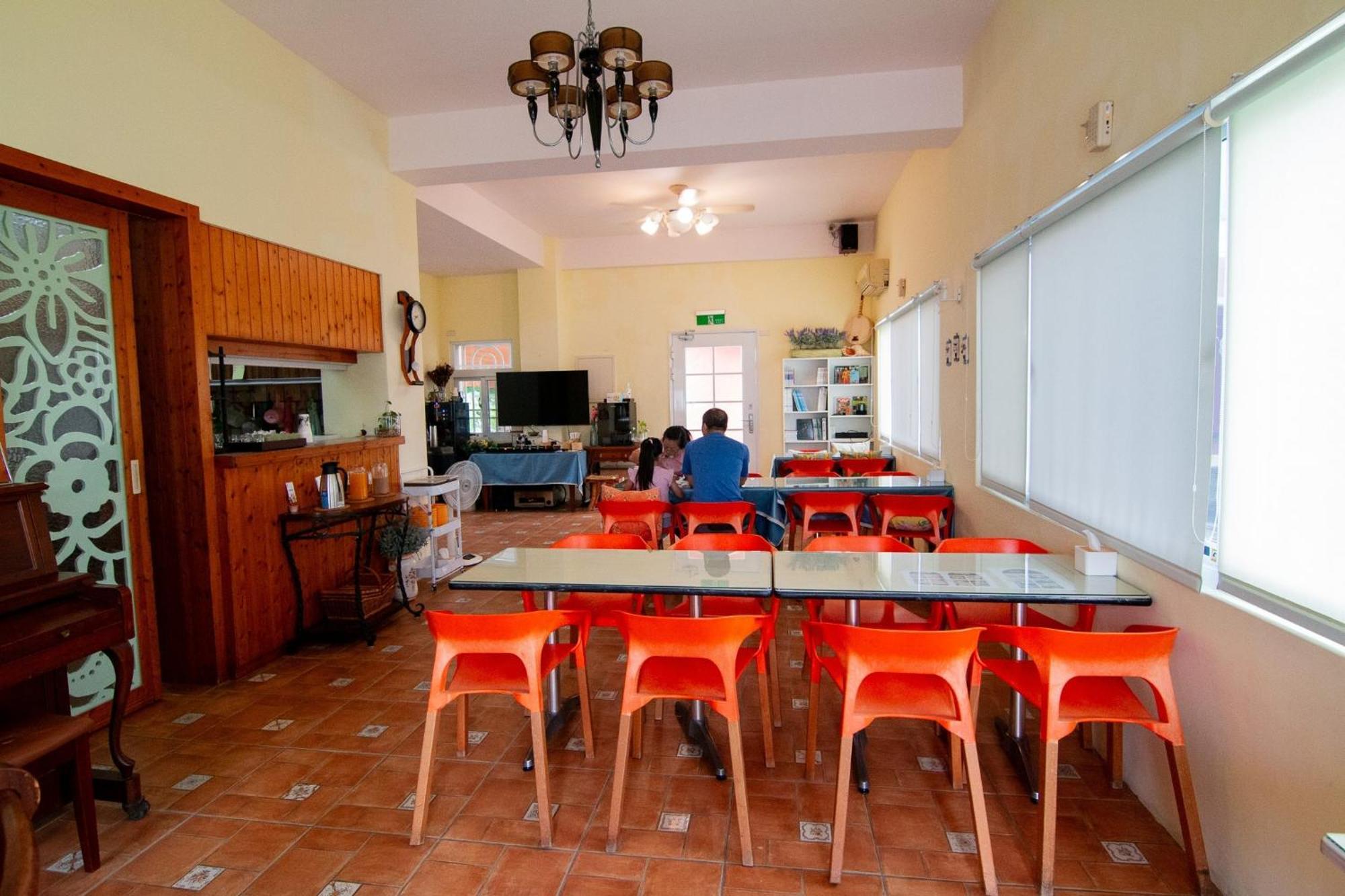 Bed and Breakfast Kenting Avignon Heng-ch'un Esterno foto