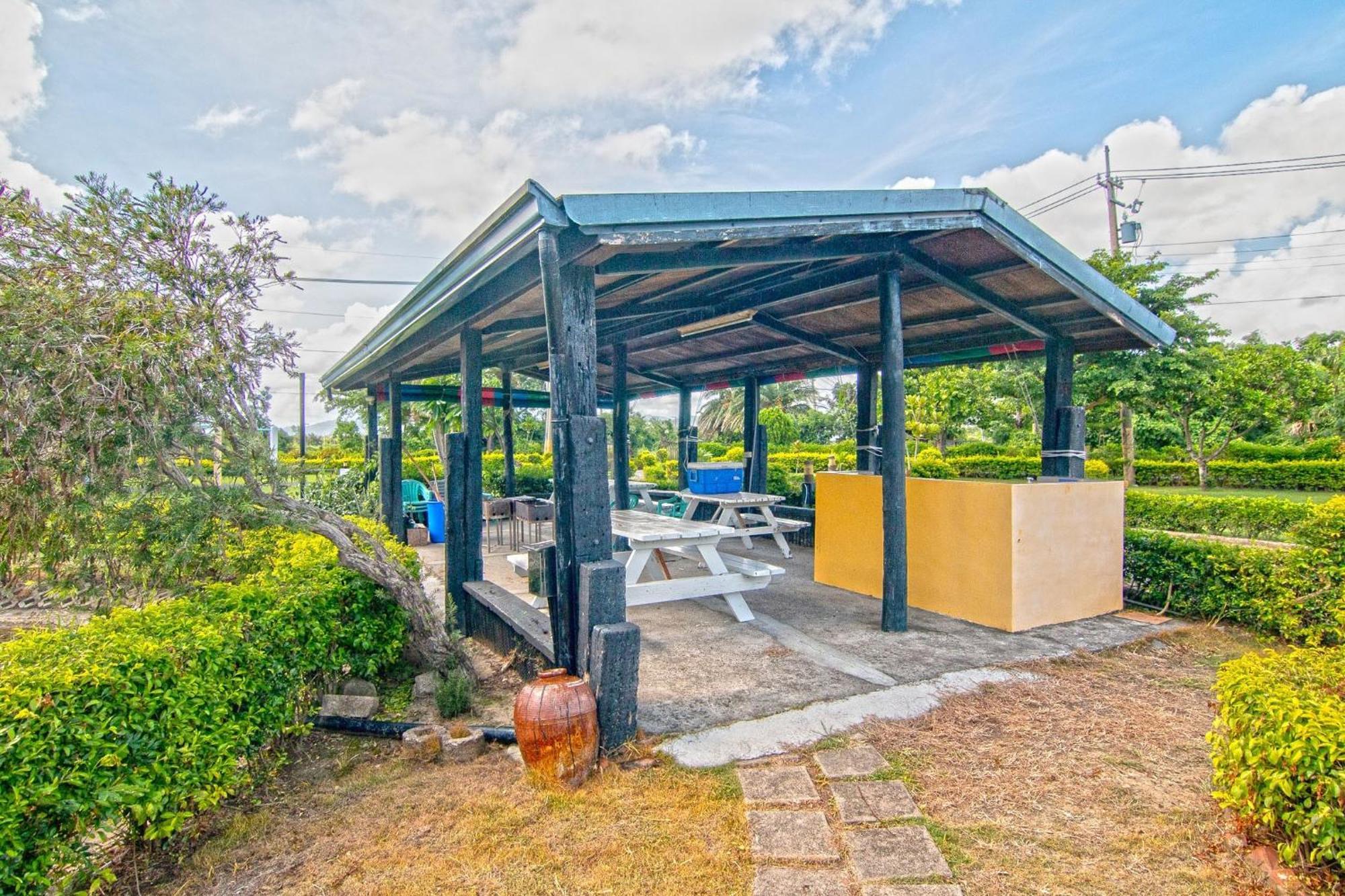 Bed and Breakfast Kenting Avignon Heng-ch'un Esterno foto