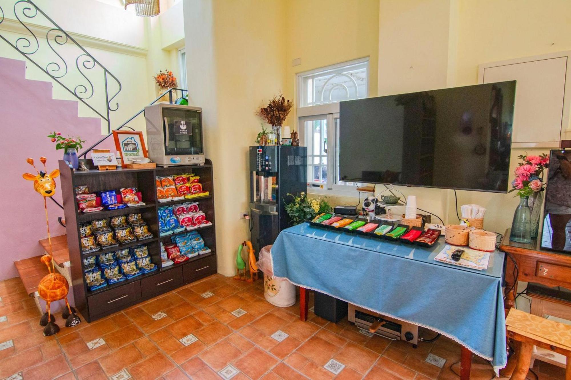 Bed and Breakfast Kenting Avignon Heng-ch'un Esterno foto