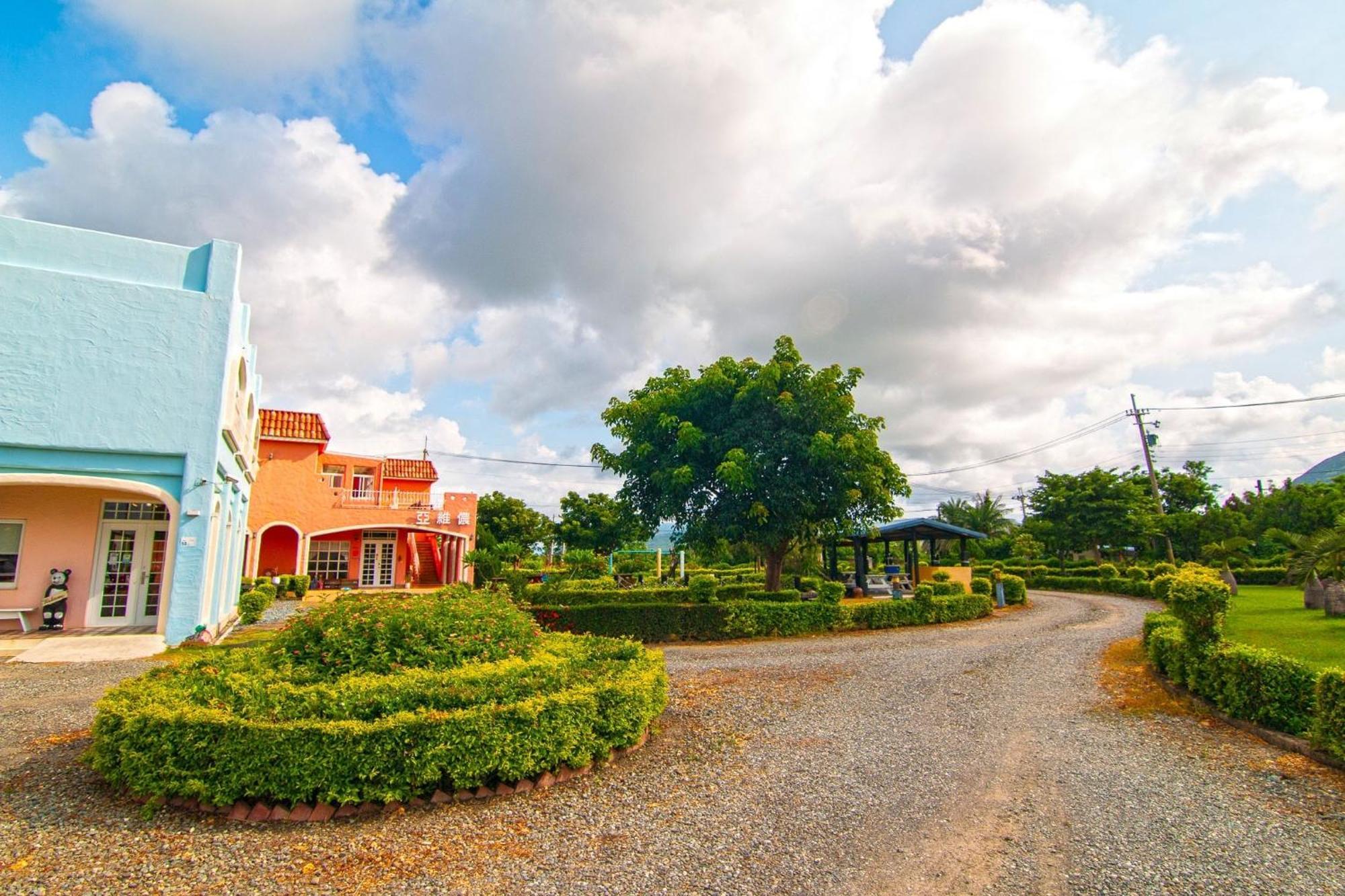 Bed and Breakfast Kenting Avignon Heng-ch'un Esterno foto