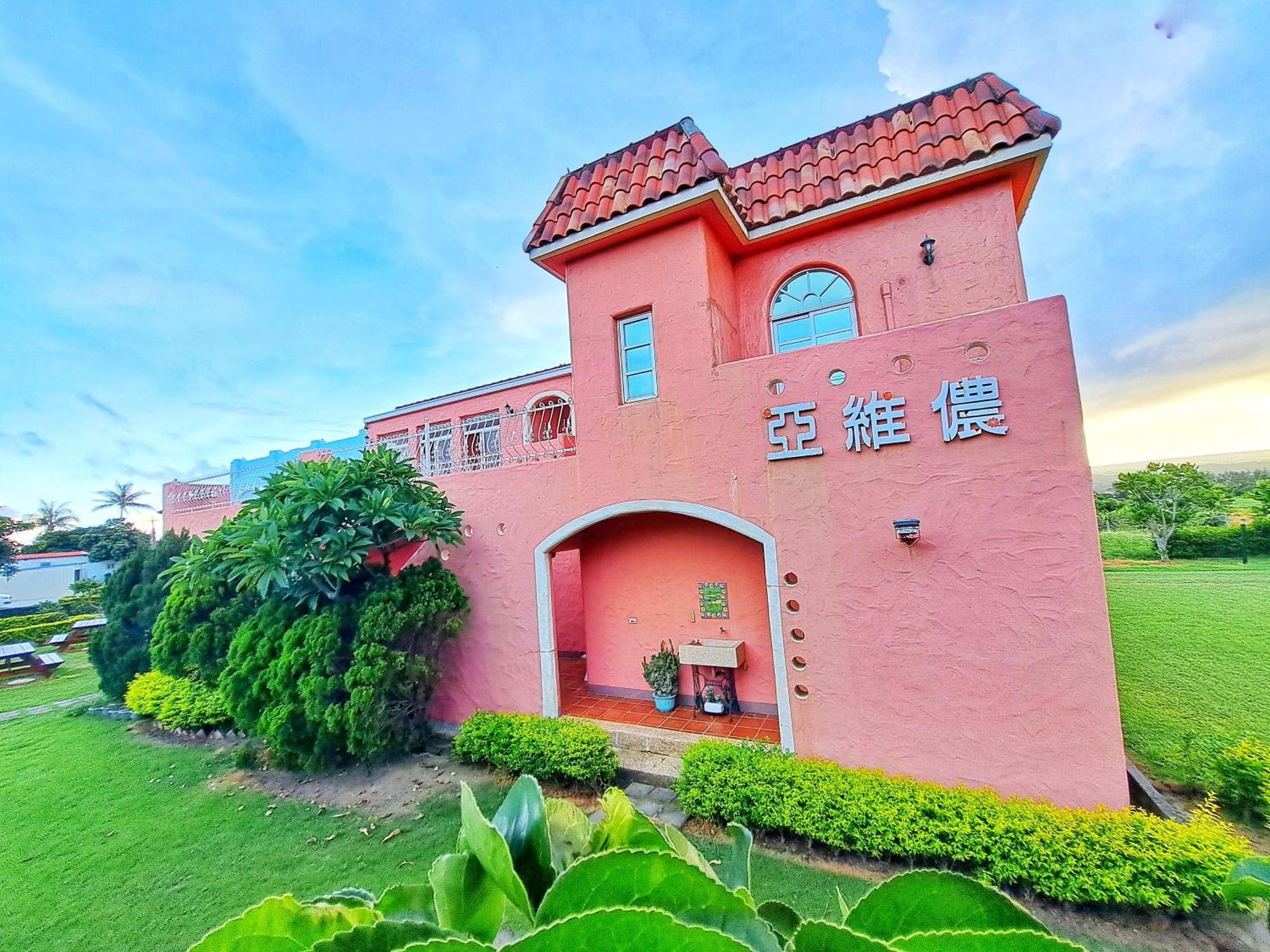 Bed and Breakfast Kenting Avignon Heng-ch'un Esterno foto