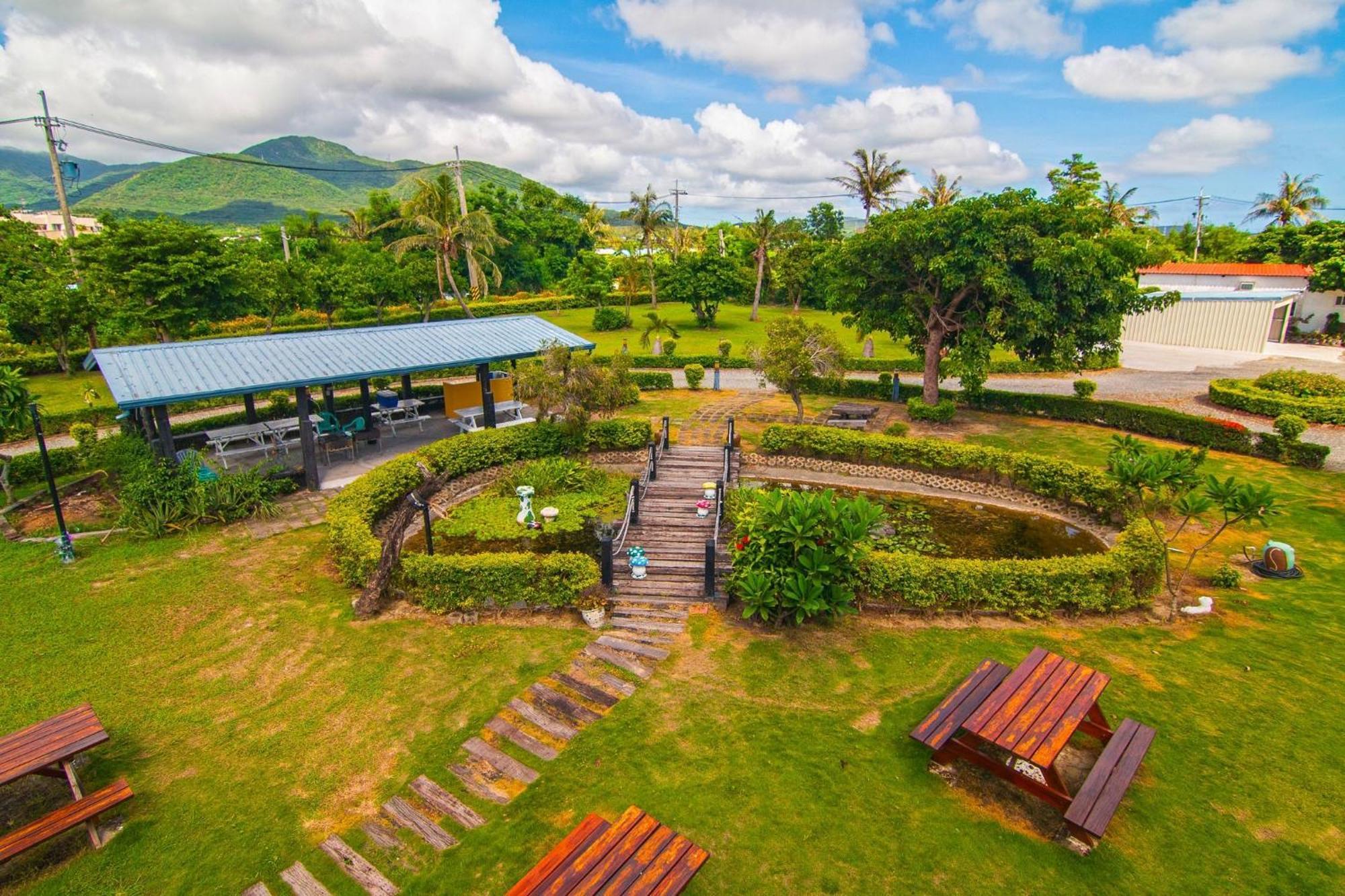 Bed and Breakfast Kenting Avignon Heng-ch'un Esterno foto
