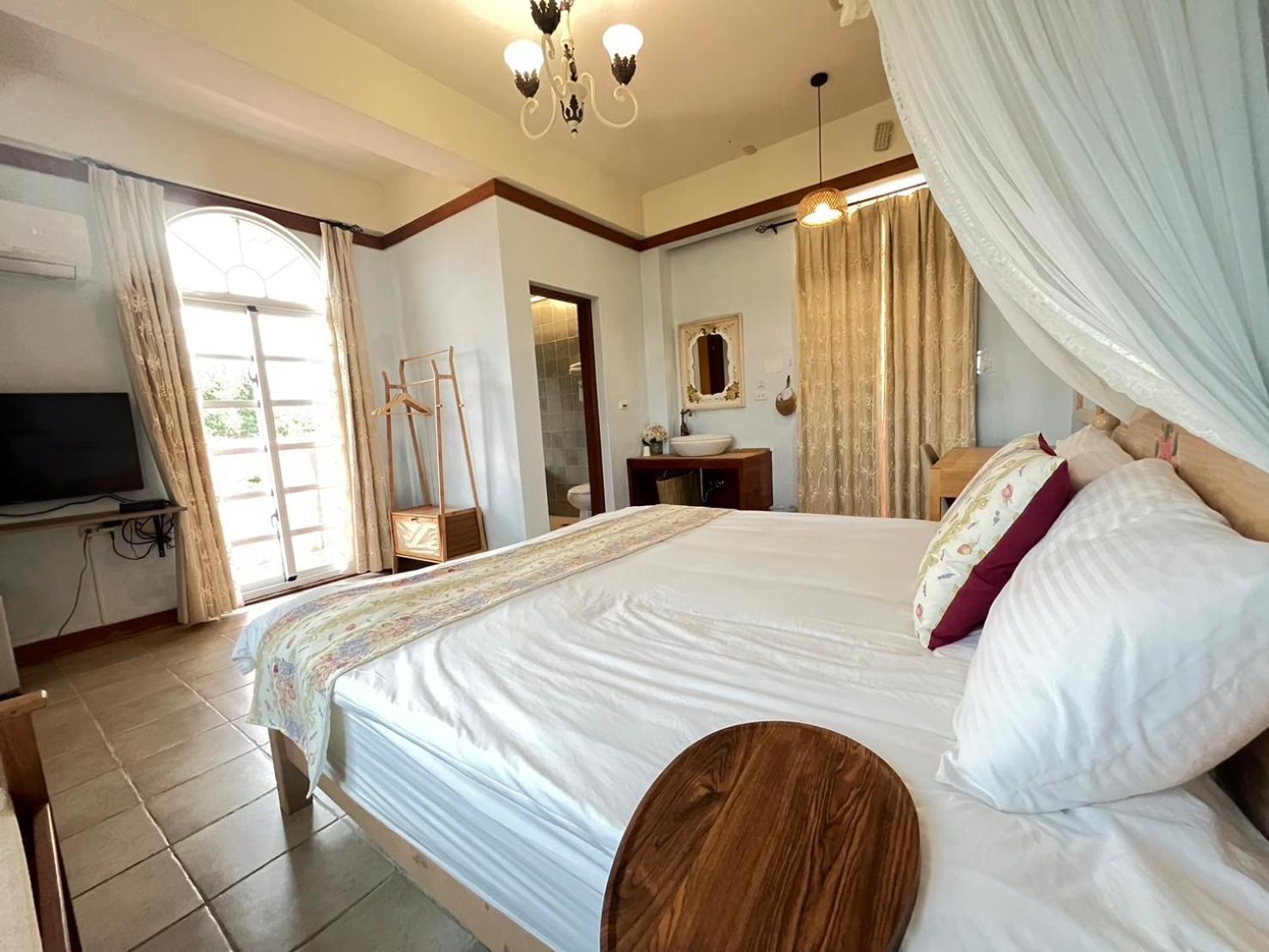 Bed and Breakfast Kenting Avignon Heng-ch'un Esterno foto