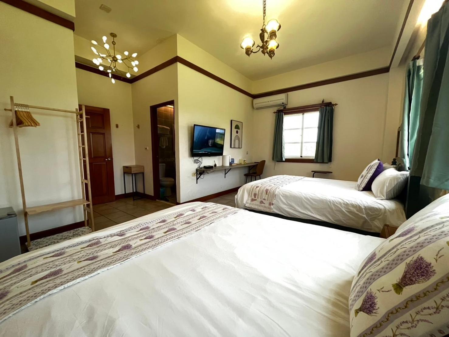 Bed and Breakfast Kenting Avignon Heng-ch'un Esterno foto
